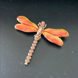 Dragonfly brooch/pin
